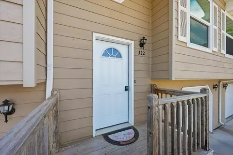 Exterior - 322 Summit St, Belle Fourche, SD 57717 photo 2 of 4