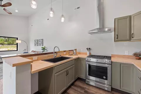 Kitchen - 22231 Us Highway 85, Lead, SD 57754 photo 4 of 5