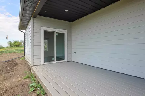 Exterior - 1996 Spruce Ln, Belle Fourche, SD 57717 photo 4 of 6