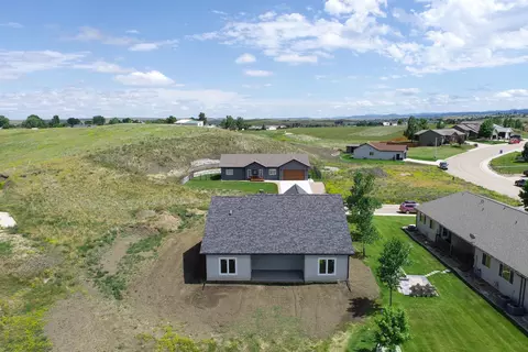 View/Area - 1996 Spruce Ln, Belle Fourche, SD 57717 photo 1 of 3