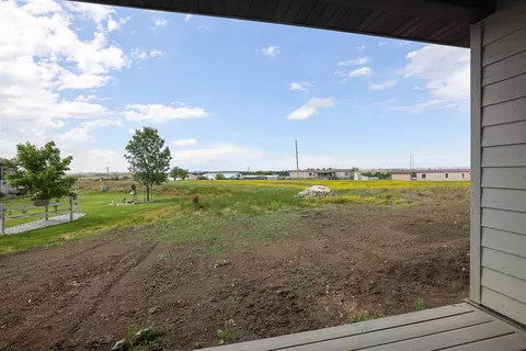 Exterior - 1996 Spruce Ln, Belle Fourche, SD 57717 photo 5 of 6