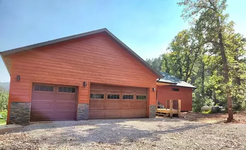 Exterior - 10548 Higgins Ln, Spearfish, SD 57783 photo 2 of 9