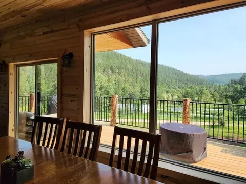 Dining - 10548 Higgins Ln, Spearfish, SD 57783 photo 4 of 4