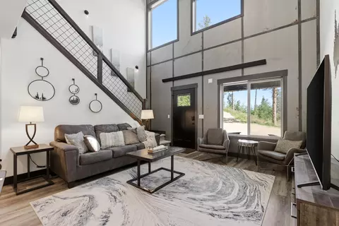 Living - 20820 Bellefish Rd, Lead, SD 57754 photo 3 of 4