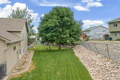 Exterior - 4307 Paddock Ct, Rapid City, SD 57701 photo 2 of 4