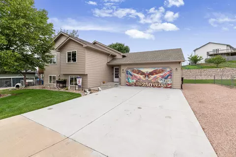 4307 Paddock Ct, Rapid City, SD 57701
