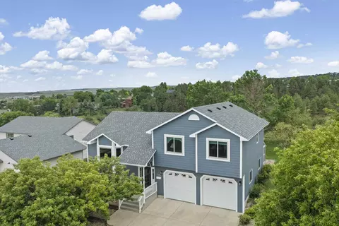 551 Fox Run Dr, Rapid City, SD 57701