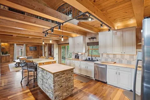 Kitchen - 20151 Saddle Ct, Whitewood, SD 57793 photo 2 of 6