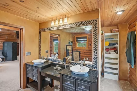 Bath - 20151 Saddle Ct, Whitewood, SD 57793 photo 1 of 6