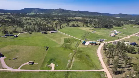 11895 Pleasant Valley Rd, Custer, SD 57730 photo 2