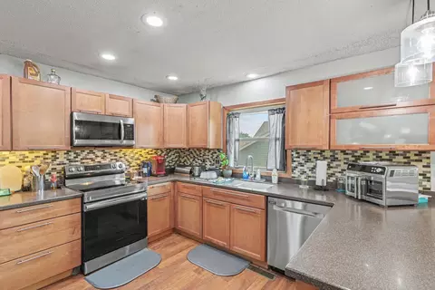 Kitchen - 303 E Centennial St, Rapid City, SD 57701 photo 2 of 4