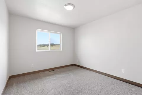 Bedroom - 1103 Cobalt Dr, Rapid City, SD 57701 photo 4 of 7