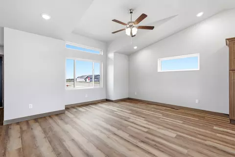 Living - 1103 Cobalt Dr, Rapid City, SD 57701 photo 3 of 6