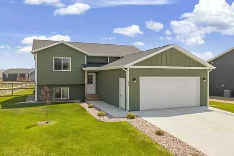 853 Yorktown Blvd, Box Elder, SD 57719