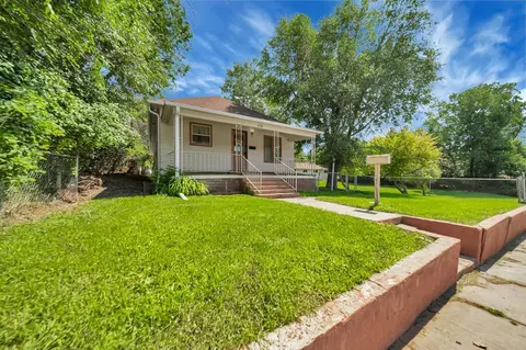 2138 Minnekahta Ave, Hot Springs, SD 57747