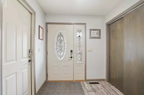 Entry Way - 21046 Torrey Pines Ct, Sturgis, SD 57785 photo 1 of 2