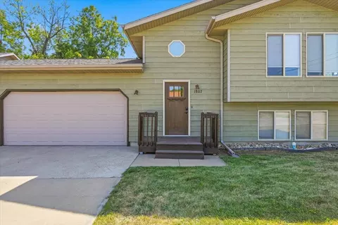 Exterior - 1802 Sugar Creek Pl, Spearfish, SD 57783 photo 2 of 4