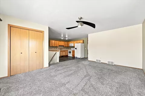 Living - 1802 Sugar Creek Pl, Spearfish, SD 57783 photo 2 of 4