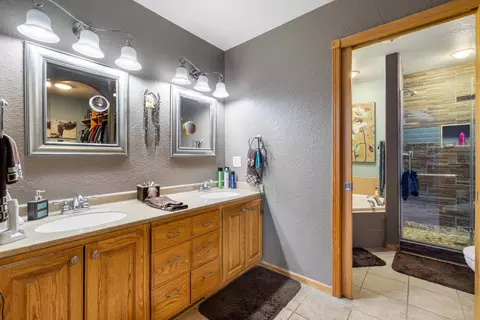 Bath - 2356 Hillside Dr, Sturgis, SD 57785 photo 1 of 4