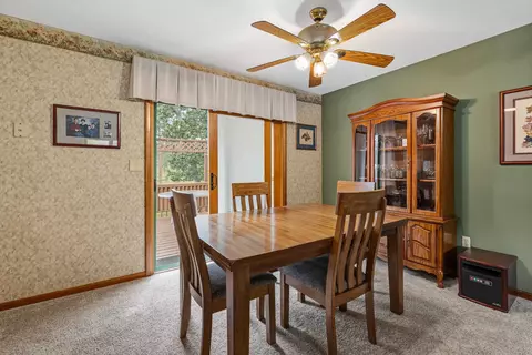 Dining - 515 Belair Dr, Custer, SD 57730 photo 2 of 2