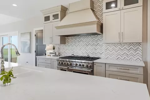 Kitchen - 20013 Ashlee Ct, Spearfish, SD 57783 photo 2 of 3
