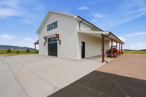 Exterior - 20013 Ashlee Ct, Spearfish, SD 57783 photo 7 of 8