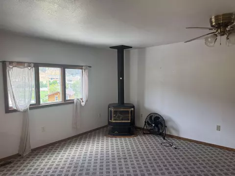 Living - 2 Sampson St, Deadwood, SD 57732 photo 1 of 4