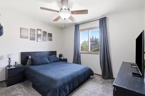 Bedroom - 7809 Timberline Rd, Black Hawk, SD 57718 photo 1 of 6