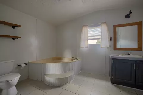 Bath - 1208 Elkhorn Peak Ln, Spearfish, SD 57783 photo 1 of 3