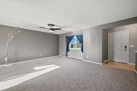 Living - 3915 Gallatin Ave, Spearfish, SD 57783 photo 1 of 3