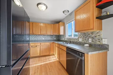Kitchen - 3915 Gallatin Ave, Spearfish, SD 57783 photo 2 of 2