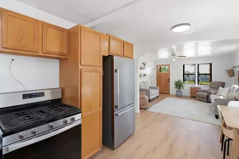 Entry Way - 619 Lawrence St, Belle Fourche, SD 57717 photo 1 of 1