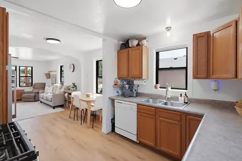 Kitchen - 619 Lawrence St, Belle Fourche, SD 57717 photo 4 of 5