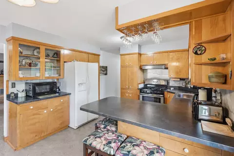 Kitchen - 1101 Omaha St, Belle Fourche, SD 57717 photo 5 of 6