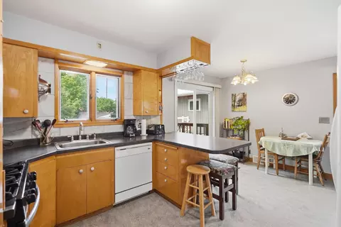 1101 Omaha St, Belle Fourche, SD 57717 photo 10