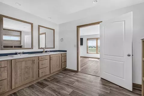 18883 Hermitage Ln, Belle Fourche, SD 57717 photo 14