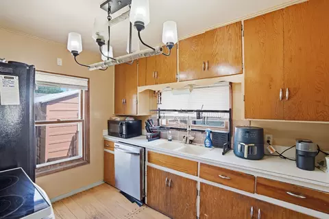 Kitchen - 406 8th St, Sturgis, SD 57785 photo 3 of 3