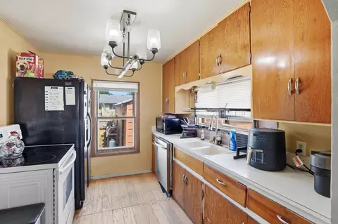 Kitchen - 406 8th St, Sturgis, SD 57785 photo 1 of 3