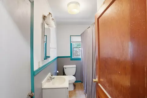 Bath - 406 8th St, Sturgis, SD 57785 photo 1 of 1