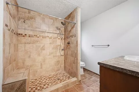 Bath - 4 Ryan Rd, Deadwood, SD 57732 photo 2 of 3