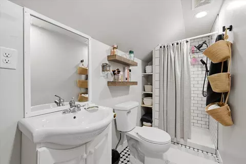 Bath - 324 White St, Lead, SD 57754 photo 1 of 2