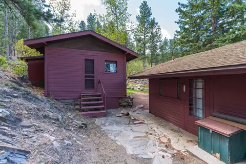 Exterior - 475 Gordon St, Custer, SD 57730 photo 3 of 8