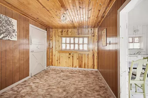 Entry Way - 475 Gordon St, Custer, SD 57730 photo 2 of 3