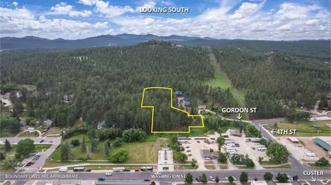 View/Area - 475 Gordon St, Custer, SD 57730 photo 1 of 9