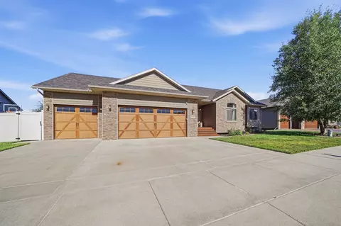 6436 Dunsmore Rd, Rapid City, SD 57702