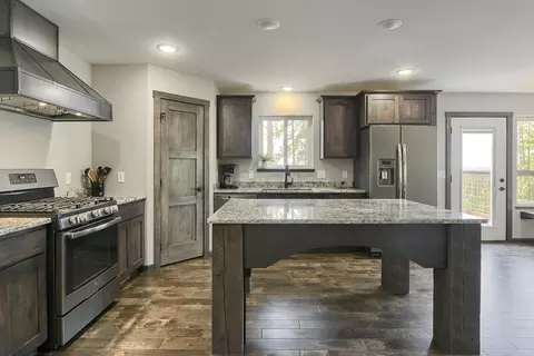 Kitchen - 21171 Lost Camp Trl, Lead, SD 57754 photo 1 of 5