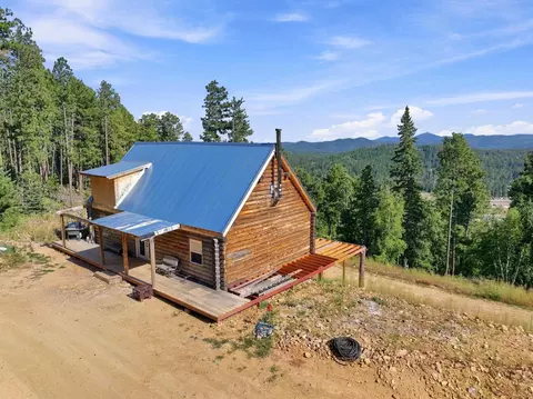 Exterior - 21319 Cabin Rd, Lead, SD 57754 photo 2 of 8