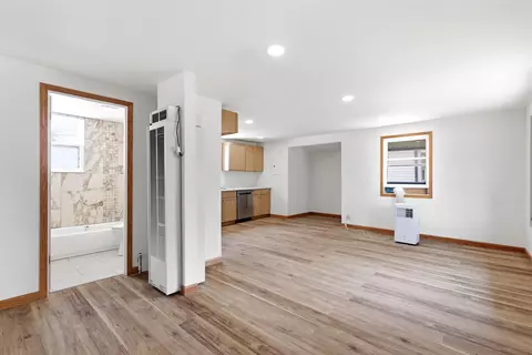 Living - 302 E Jackson St, Rapid City, SD 57701 photo 3 of 6