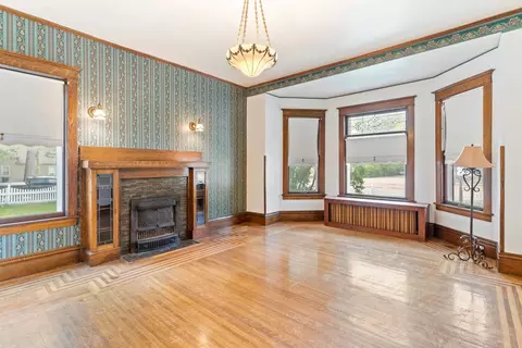 Living - 835 Harding St, Belle Fourche, SD 57717 photo 1 of 5