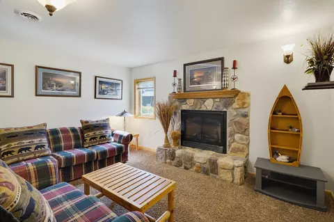 Living - 11235 Lynx Ln, Lead, SD 57754 photo 6 of 6